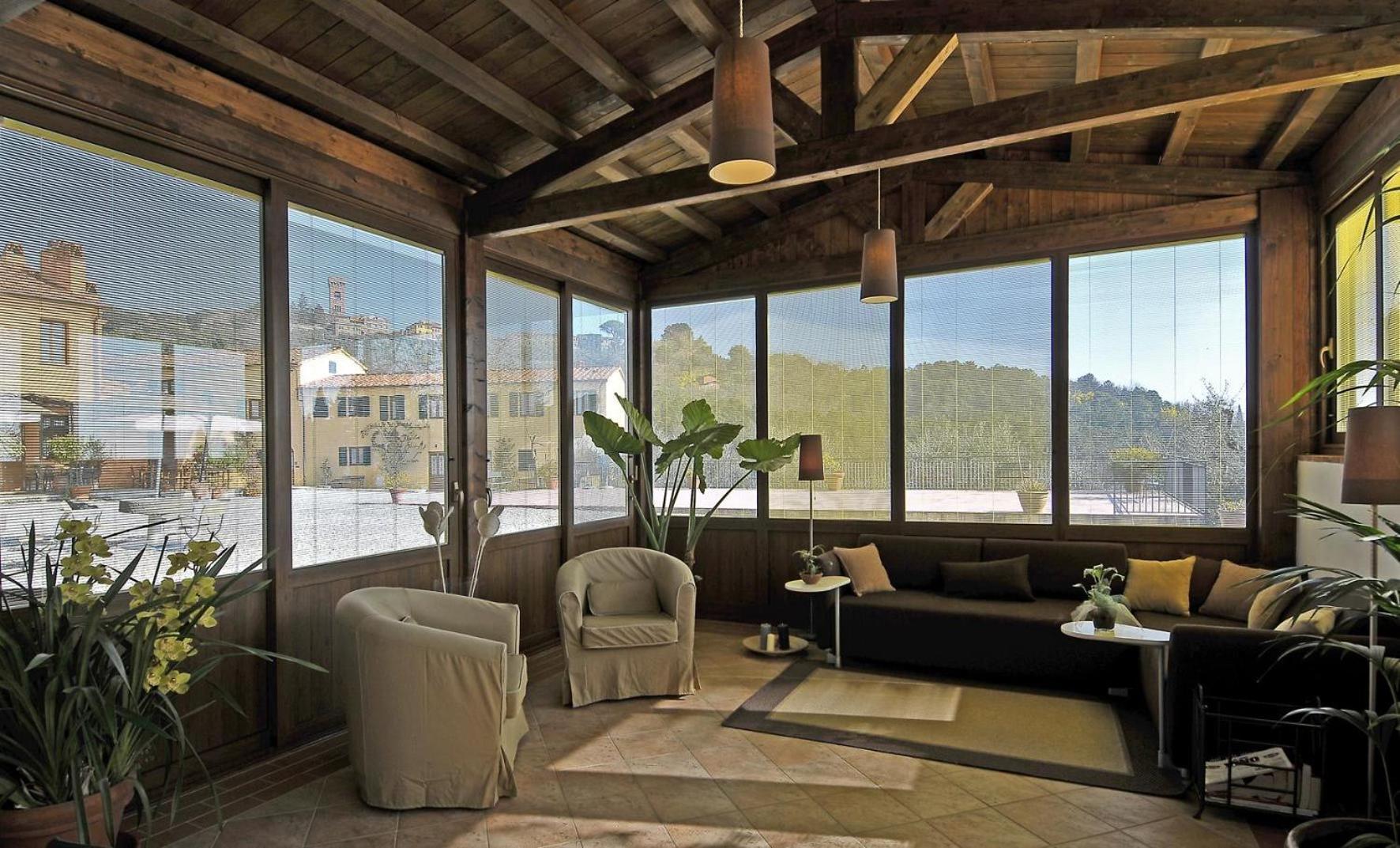 Landhaus La Torre Wine *